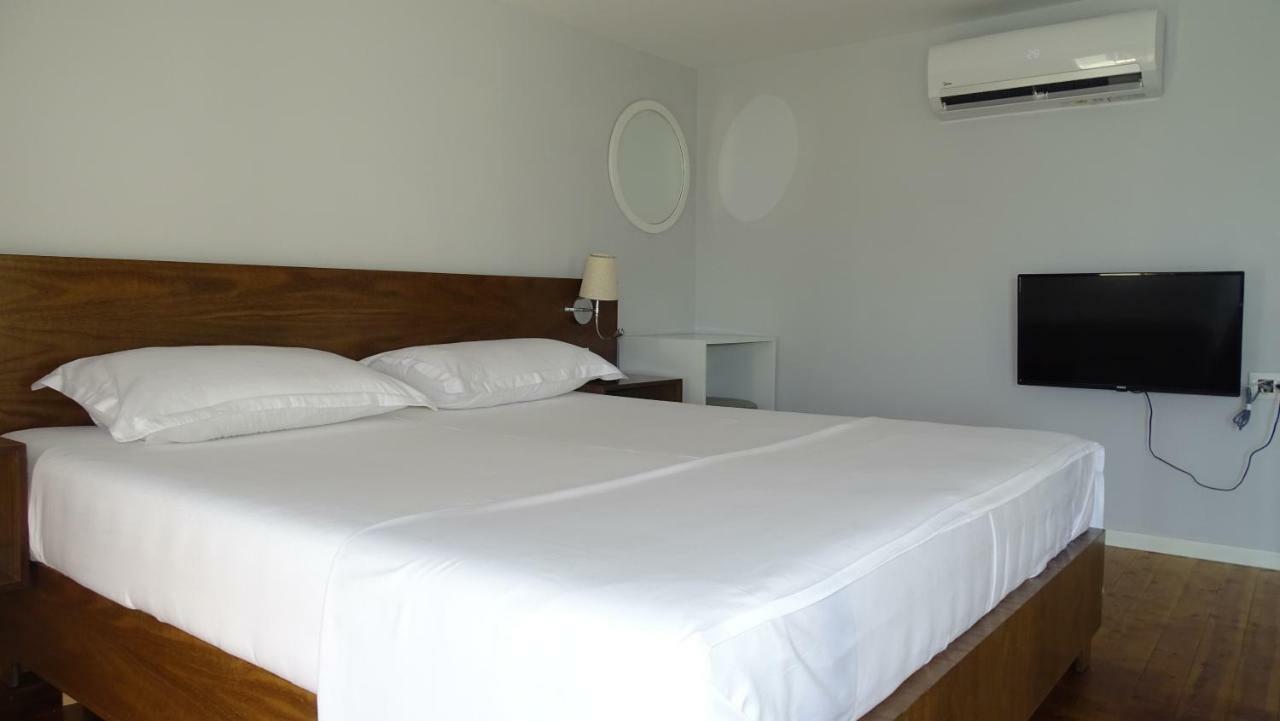 Bistrica Hotel Sarandë Buitenkant foto