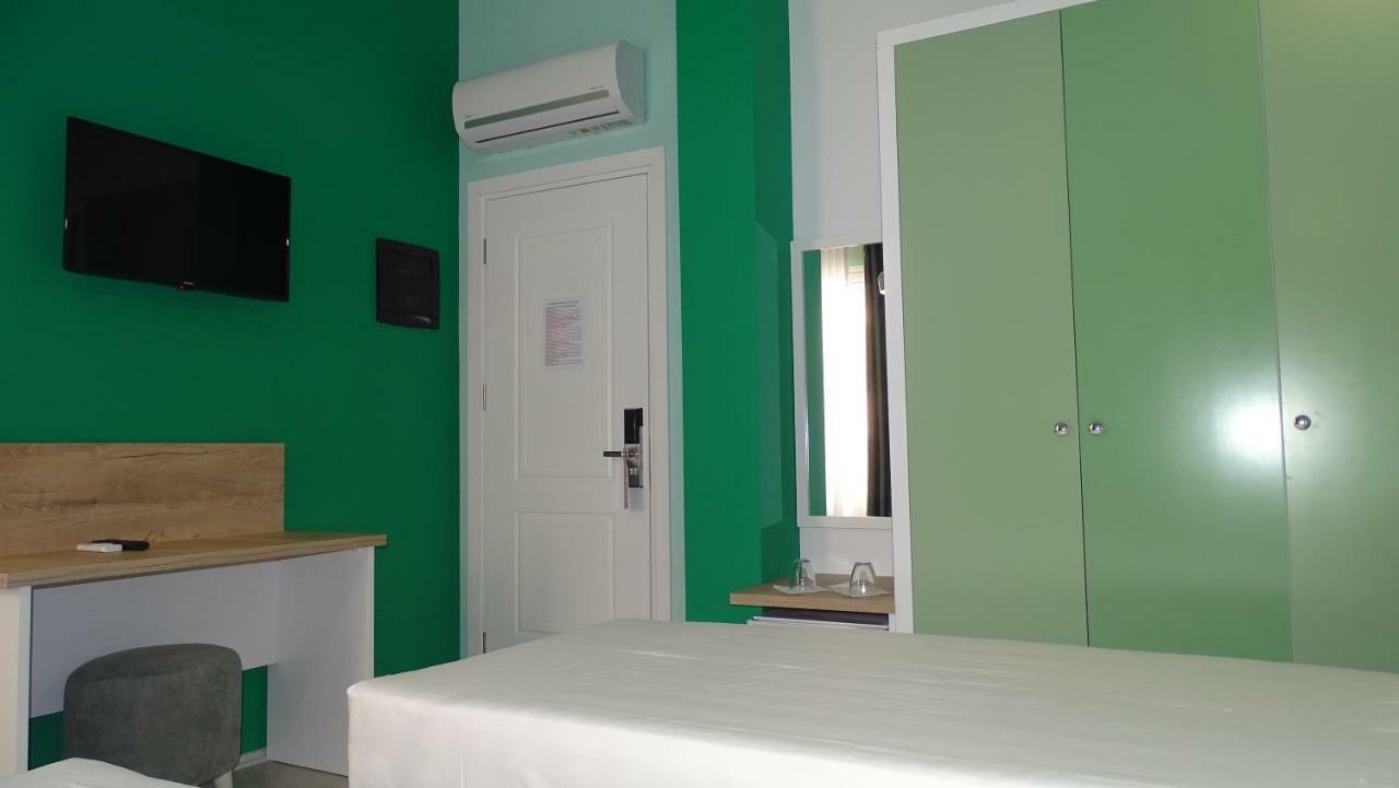 Bistrica Hotel Sarandë Buitenkant foto