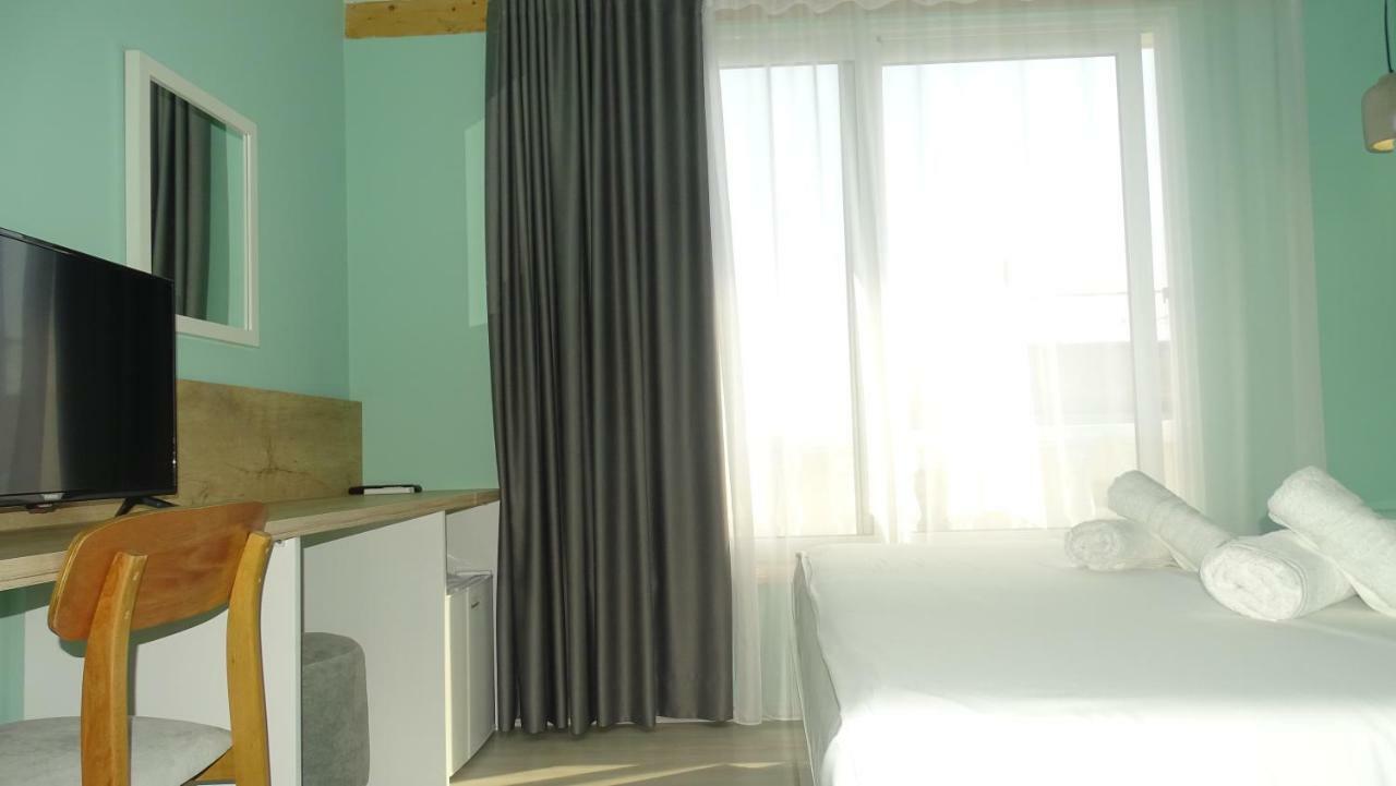 Bistrica Hotel Sarandë Buitenkant foto