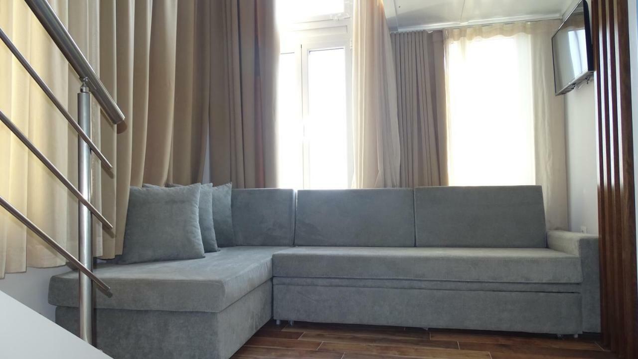 Bistrica Hotel Sarandë Buitenkant foto